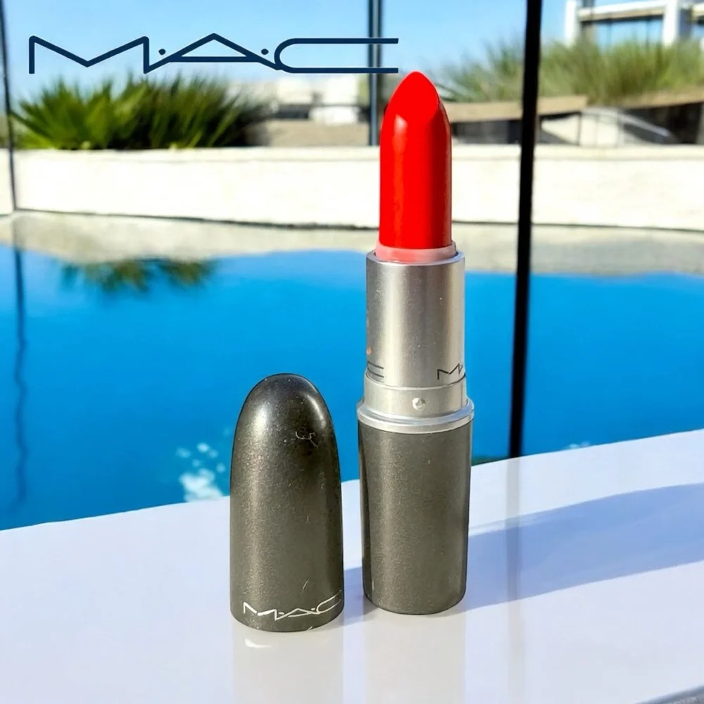 MAC LADY DANGER Matte Lipstick